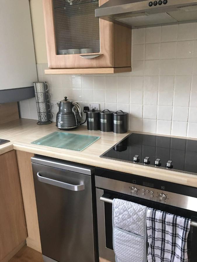 Penthouse Apartment On The River - 65 Skipper Way St Neots Extérieur photo